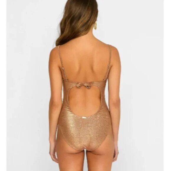 Beach Bunny Katrina One Piece (size M) NWT - Picture 3 of 11